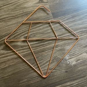 Copper scarf hanger